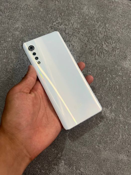 LG Velvet Falagman srochni sotiladi