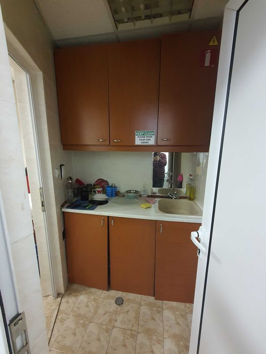 Давам офис под наем