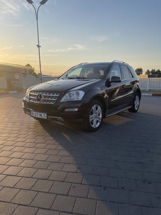 MERCEDES-BENZ ML-Class 2010