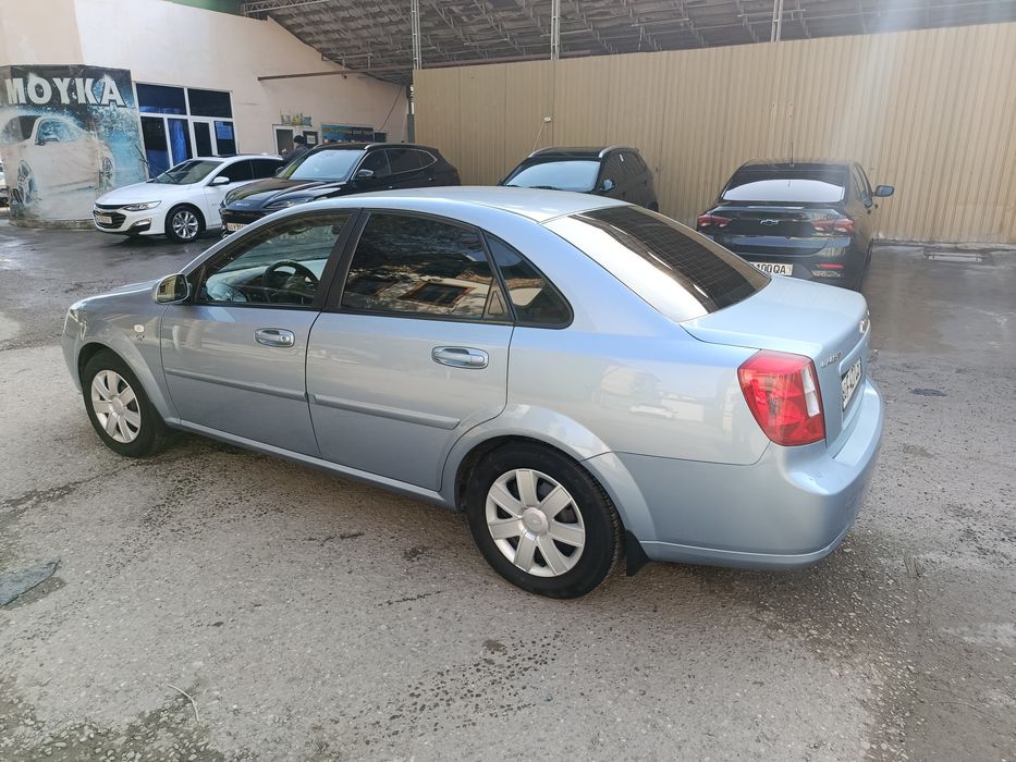 Lasetti. 2 pozitsiya