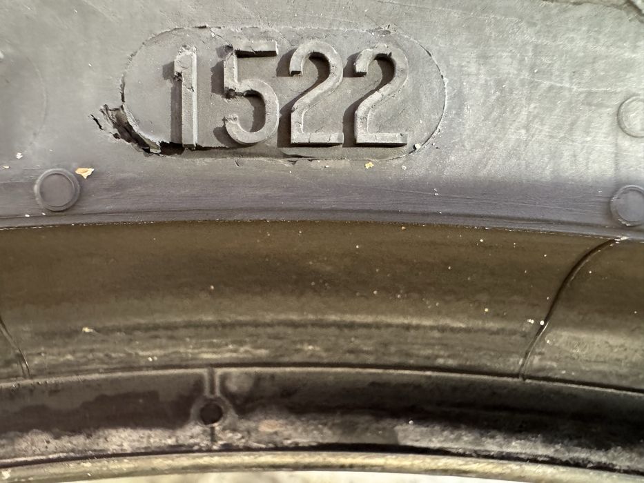 Автомобилни гуми 225 45 19 Gislaved