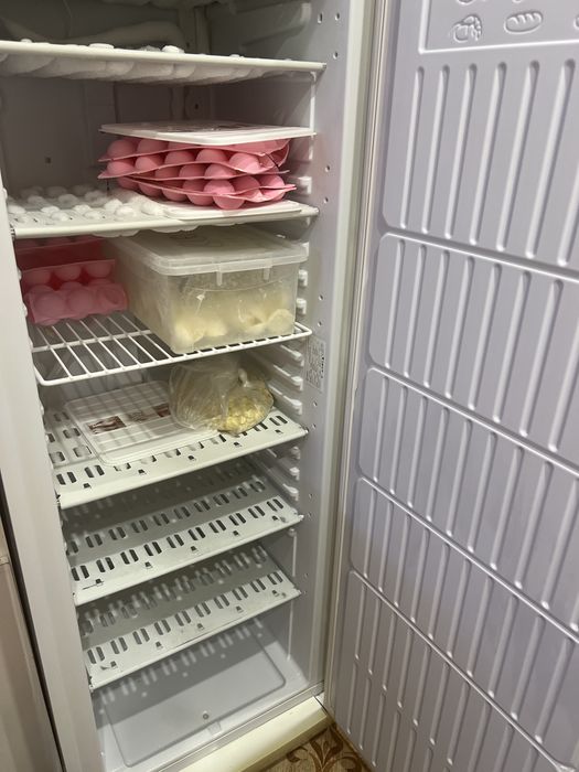 Продам морозильник Индезит