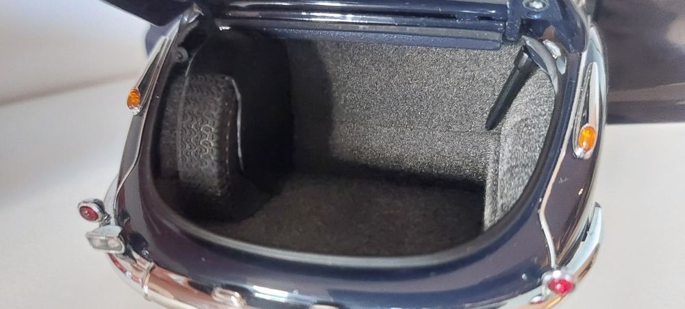 BMW 1:18 / Autoart продавам