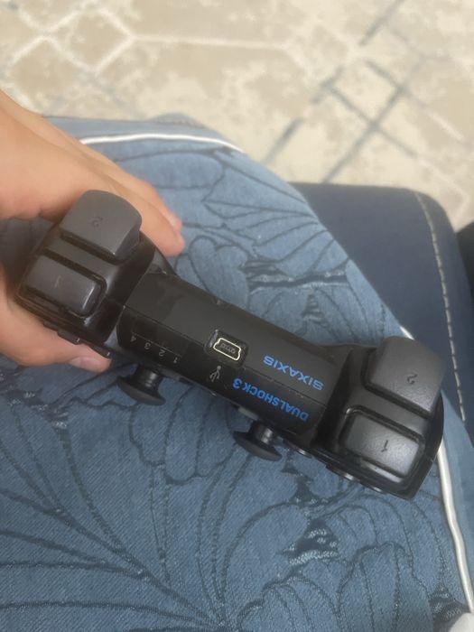 Джойстик PlayStation 3