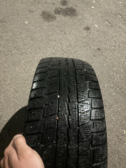 Шина R15 фирмы DUNLOP