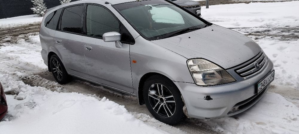 Honda stream минивэн