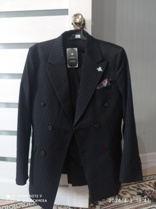 Костюм брюки  новая