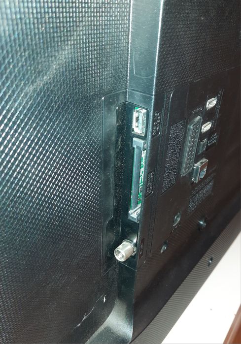 Телевизор Самсунг 32 инчов за части Samsung модел UE32J4500AW