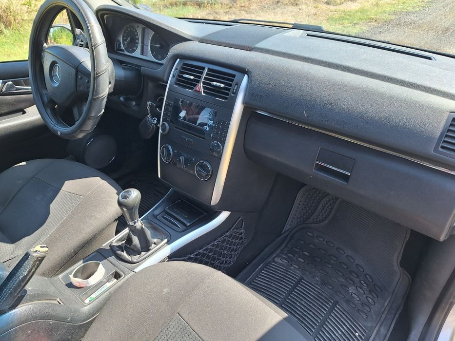 Продава се Мерцедес  В 180 CDI