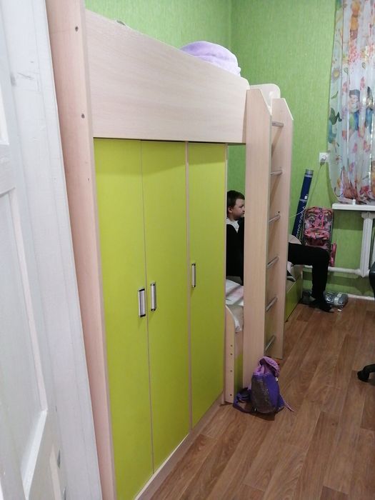 Продаю 2х ярусную кровать