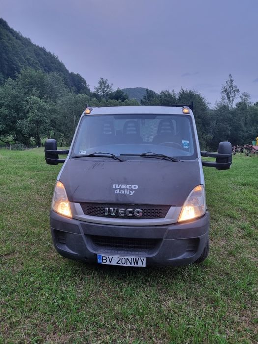 Vând Iveco daily basculabil