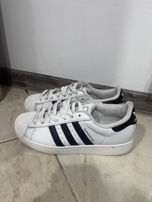 Vand adidasi adidas superstar