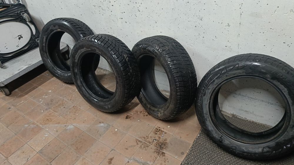 Продам шины зимние