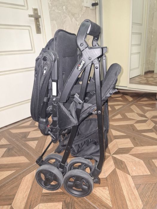 Детская прогулочная коляска бренда Chicco ohlala