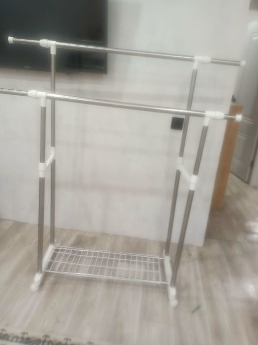 Стойка вешалка напольная