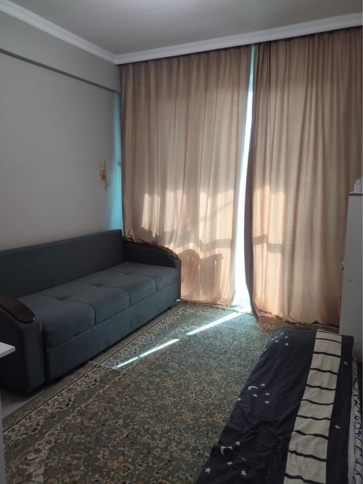 Продам квартиру 60 кв м, 2-ком