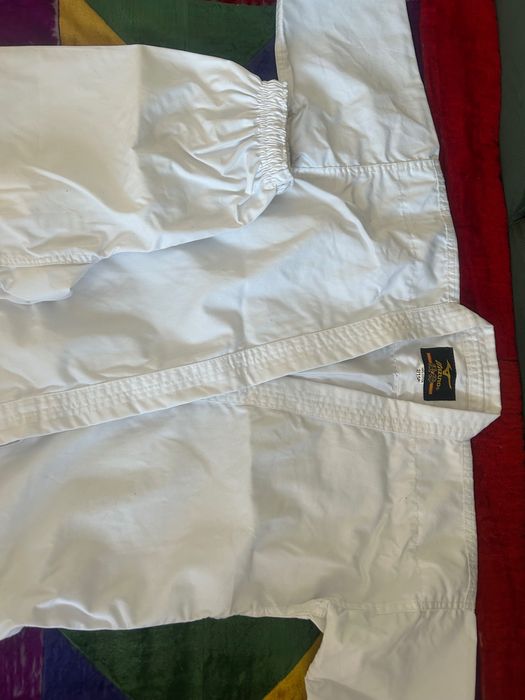 Срочно продаю кимоно