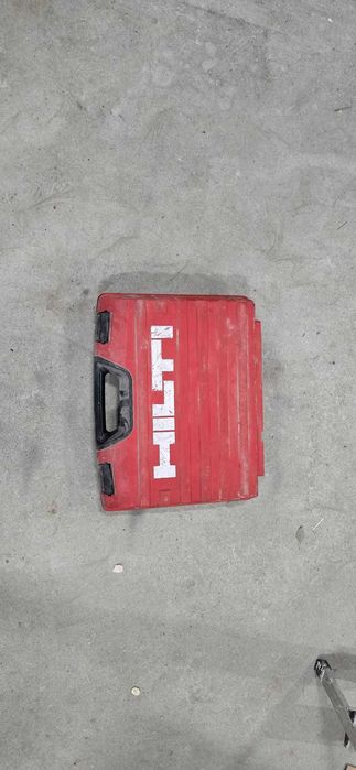 Vand Pistol Cuie Hilti DX460 + 820 cuie beton X-C 27 MX + 700 capse