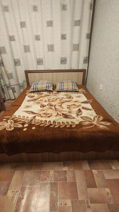 Двухспальная кровать