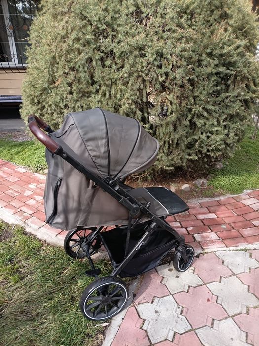 Продам детскую коляску tomix