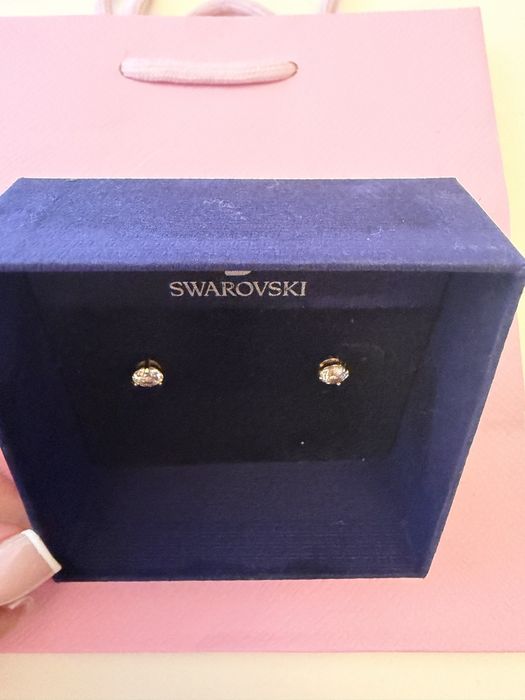 Обеци Swarovski - с бял камък