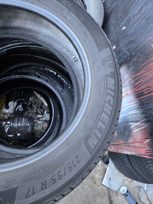4бр. 215 55 17 Michelin летни.