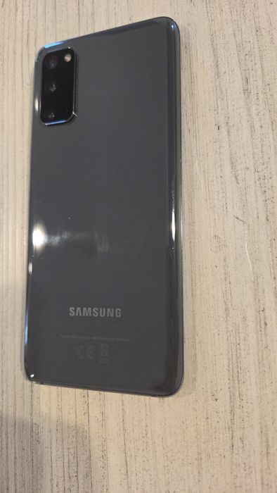 Samsung Galaxy S20 - stare excelenta