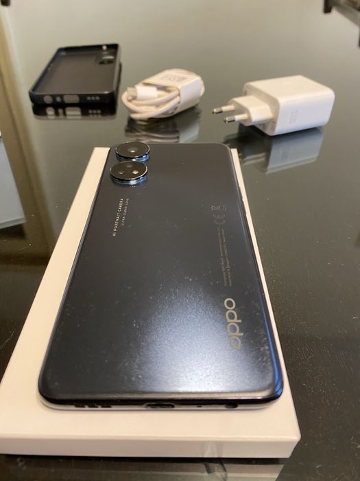 Oppo reno 8T full box arată bine păstrat cu grijă