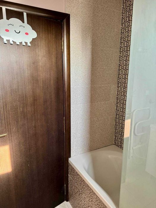 Дава се под наем Двустаен апартамент в к.к. Св.Св. Константин и Елена - 70 кв.м за 698.19 € - Снимка #9