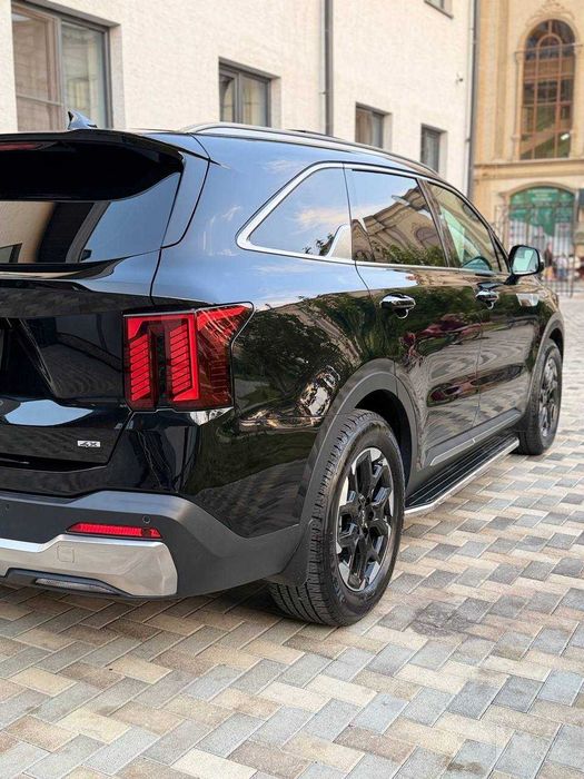 Kia Соренто Комфорт Плюс 2.5 AT | 7 мест | 2024 — 26 тыс км! Чистая!