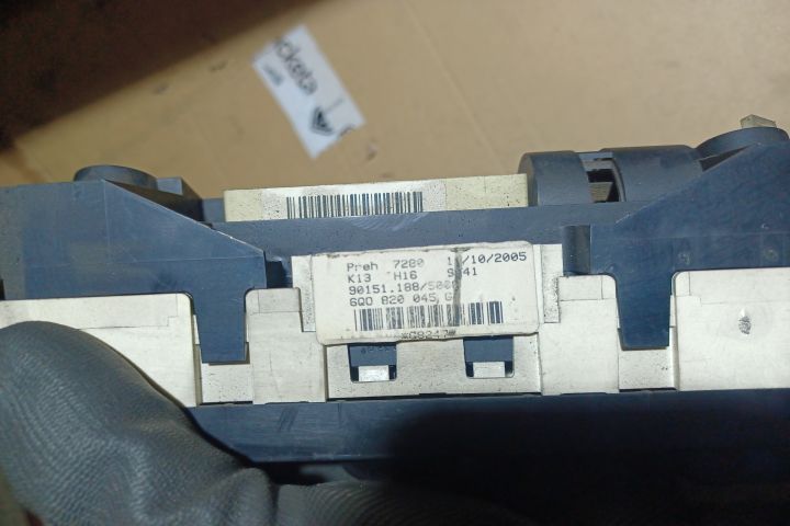 COMANDA AC 6Q0820045G MX1253 Volkswagen VW Fox  seria