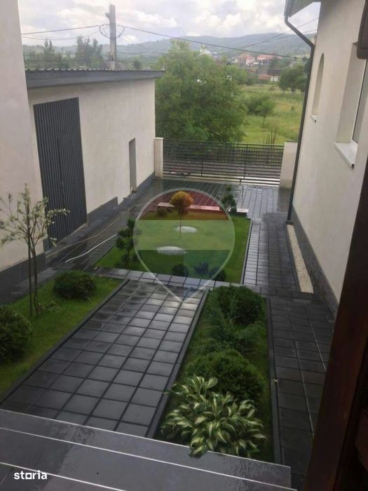 Casă / Vilă cu 3 camere de vânzare