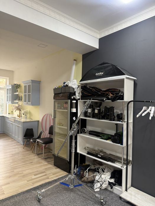 SOTILADI Tayyor foto studiya — 110 m²