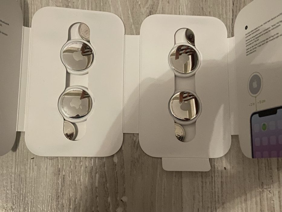 Apple AirTag – pachet 4 bucăți, NEFOLOSITE (cutie desfăcută)