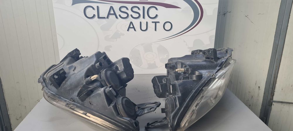 Фарове Peugeot 1007 2005г.