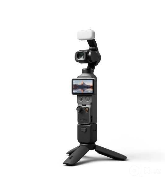 DJI Osmo Pocket 4 Creator Combo