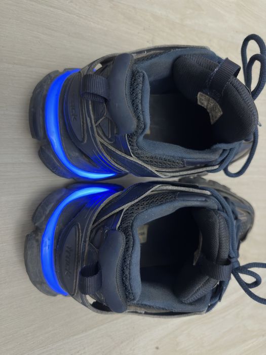 Balenciaga Track 1 (led)