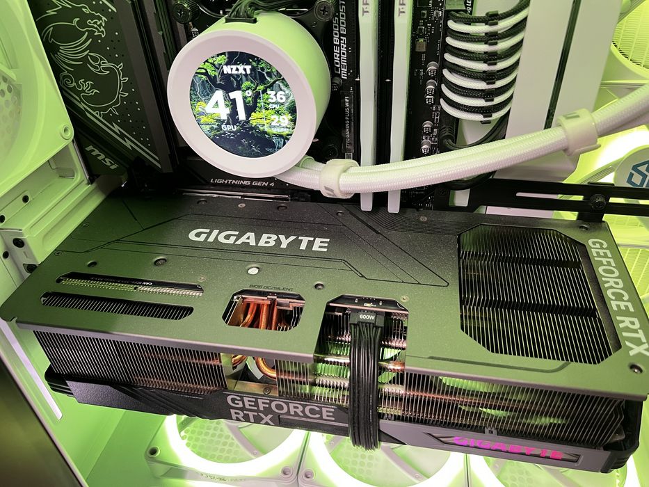 RTX 4080 SUPER Gaming OC 16G