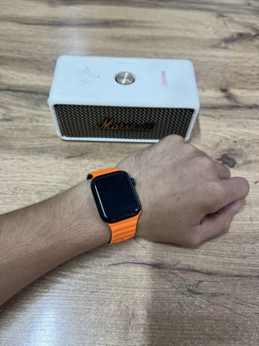Часы Apple Watch SE 2nd gen