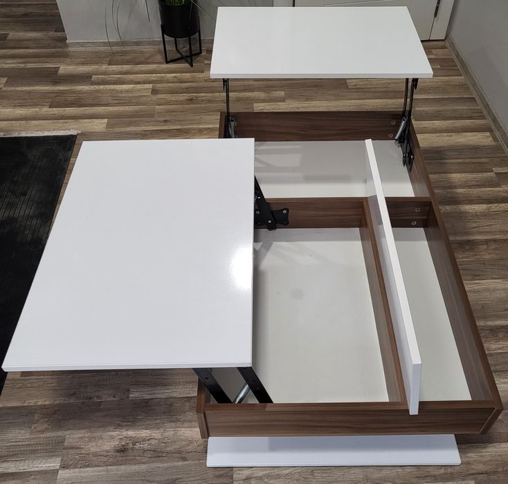 Бяла холна маса.