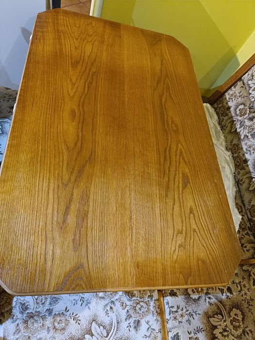 Vând set format din coltar de bucătărie cu spații de depozitare  si ma