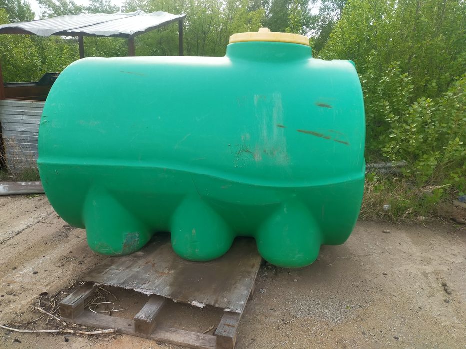 Продам бу ёмкость 5000литров
