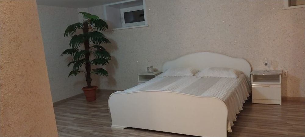 Гарнитур спальный