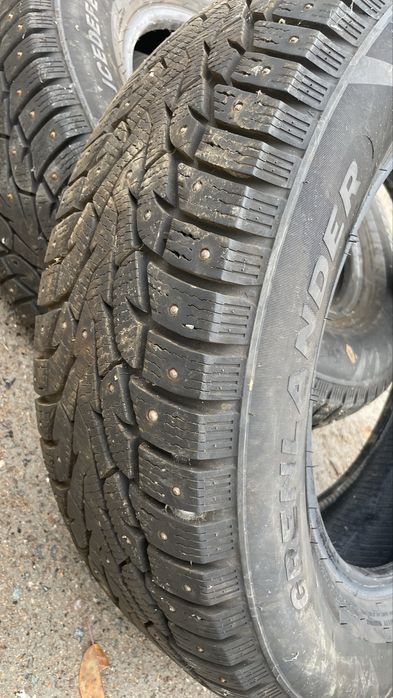 Продам комплект зимних шин!!!