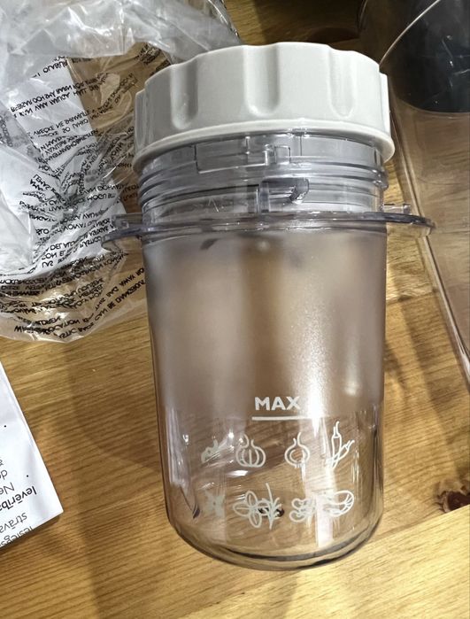 Philips блендер продам новый черный