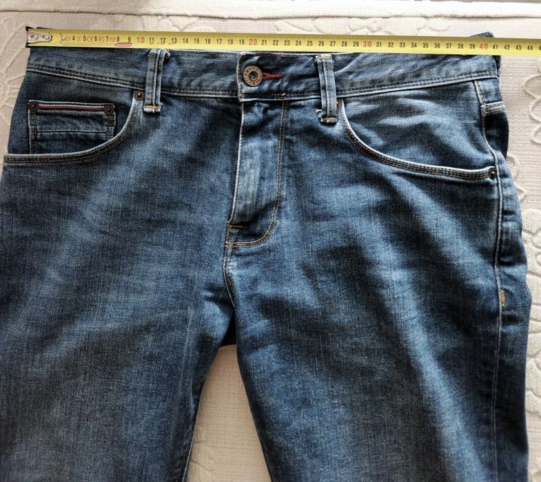 Tommy Hilfiger 30/34