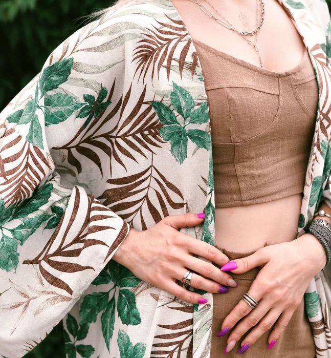 Распродажа новой одежды! Топы