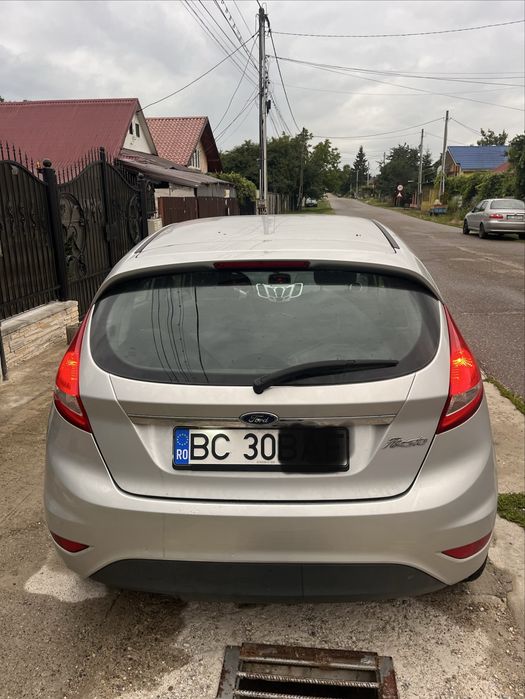 FORD Fiesta 2010 — imagine 3