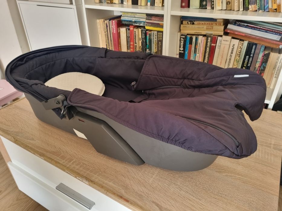 Stokke V4 + maxi cosi столче за кола