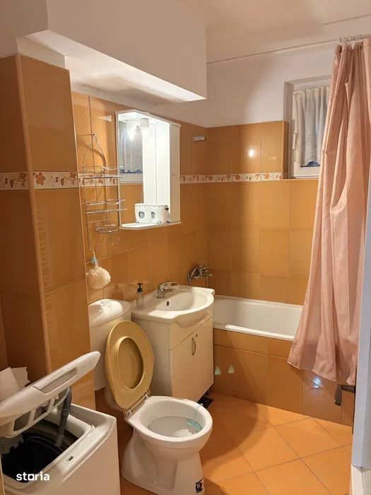 Apartament 3 camere, spre inchiriere, aproape de UMFST